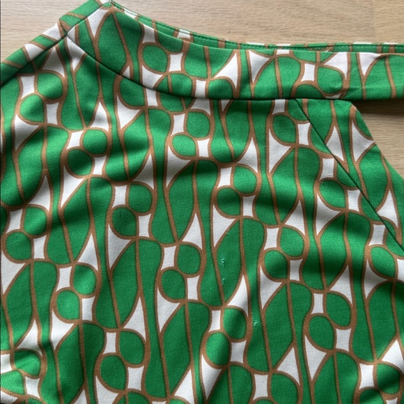 Diane Von Furstenberg Silk Green Patterned 3/4 Sleeve Dress Size 10 - Picture 7 of 7